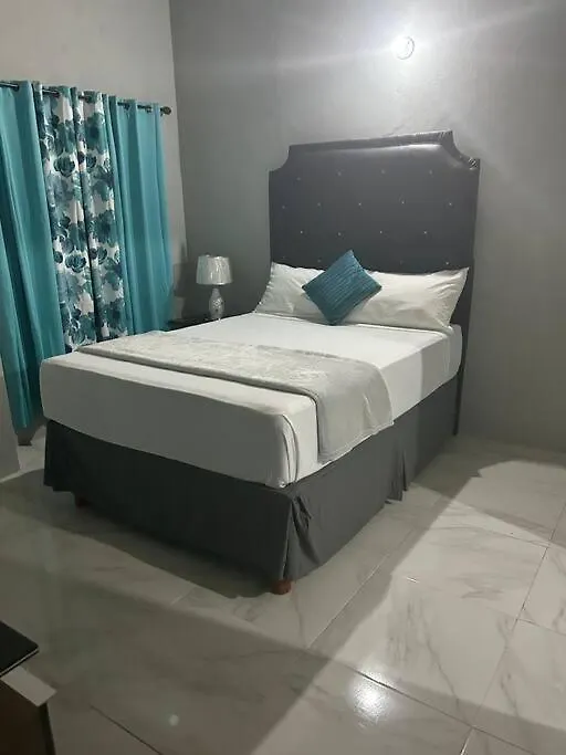 Oak Villa Montegobay2 Queen Room Montego Bay Jamajka